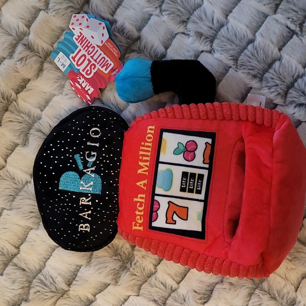 Barkbox Slot Muttchine NWT Toy